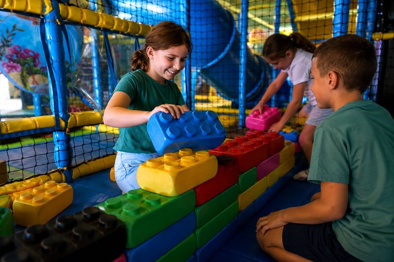 Lego géants du parc You Kids Thiverval Liberty