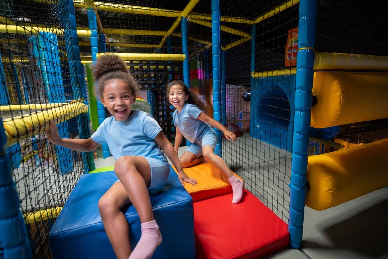Espace Mini Aventurier pour les tout-petits chez You Kids Thiverval Liberty